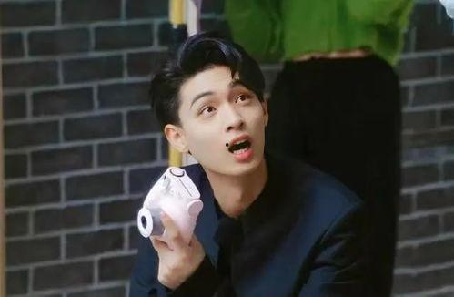 娱乐大瓜爆料秦霄贤视频,娱乐大瓜背后的真相揭秘  第1张